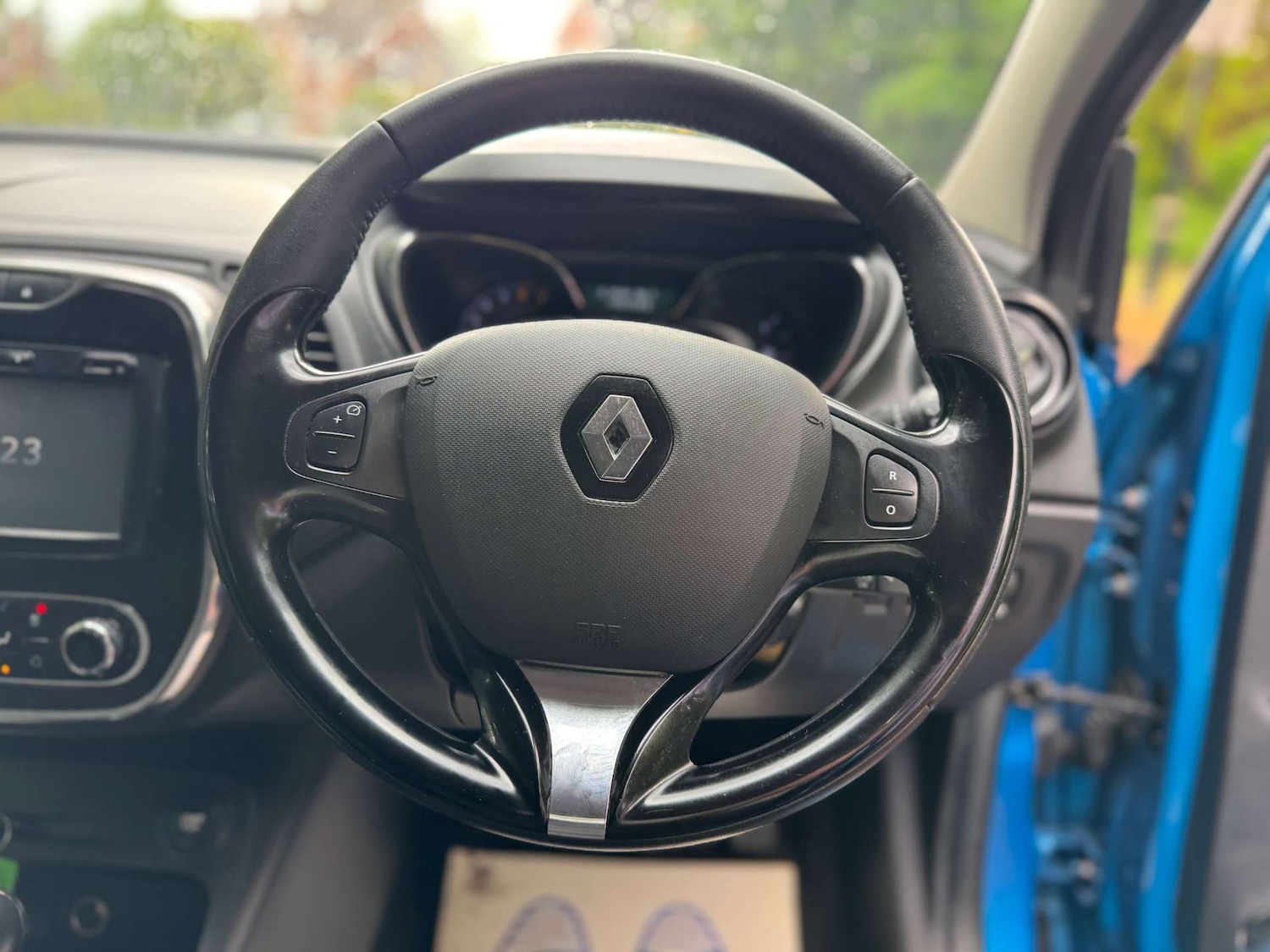 Used Renault Captur 2014 for sale - 76601947: Photo 50