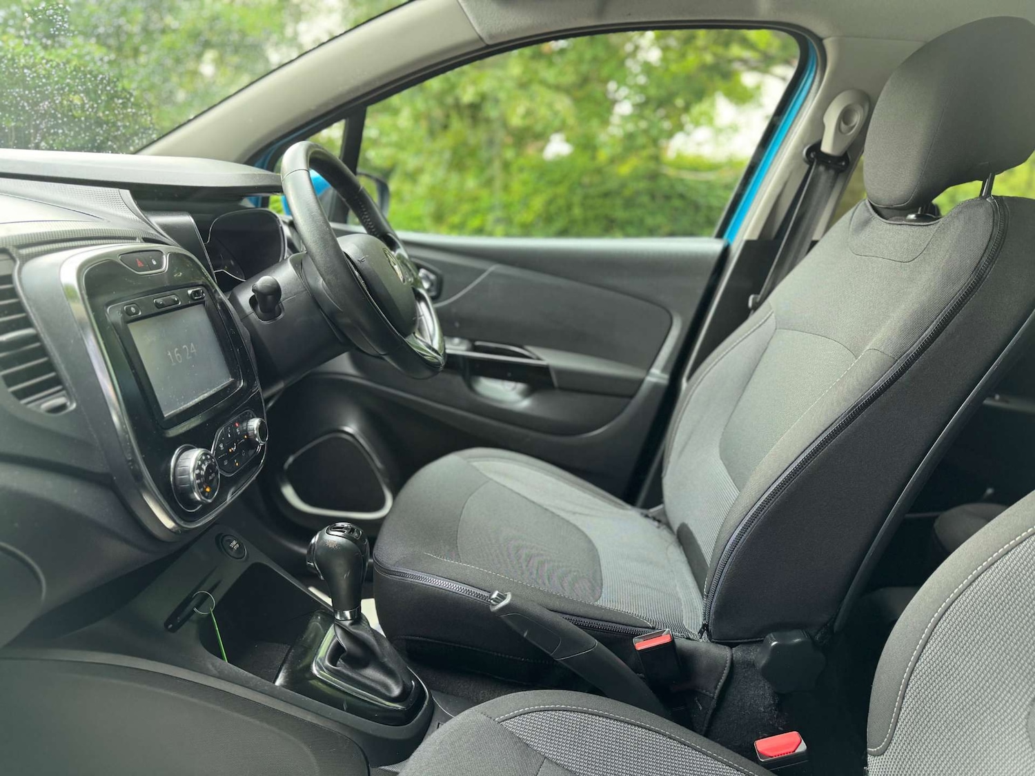 Used Renault Captur 2014 for sale - 76601947: Photo 51