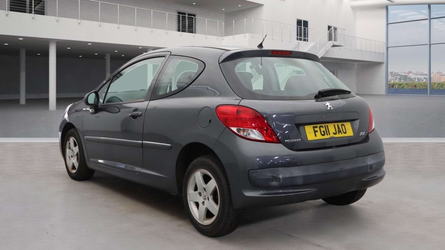 Used Peugeot 207 2011 for sale - 76713381: Photo 3