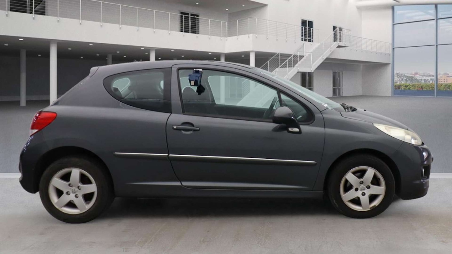 Used Peugeot 207 2011 for sale - 76713381: Photo 5