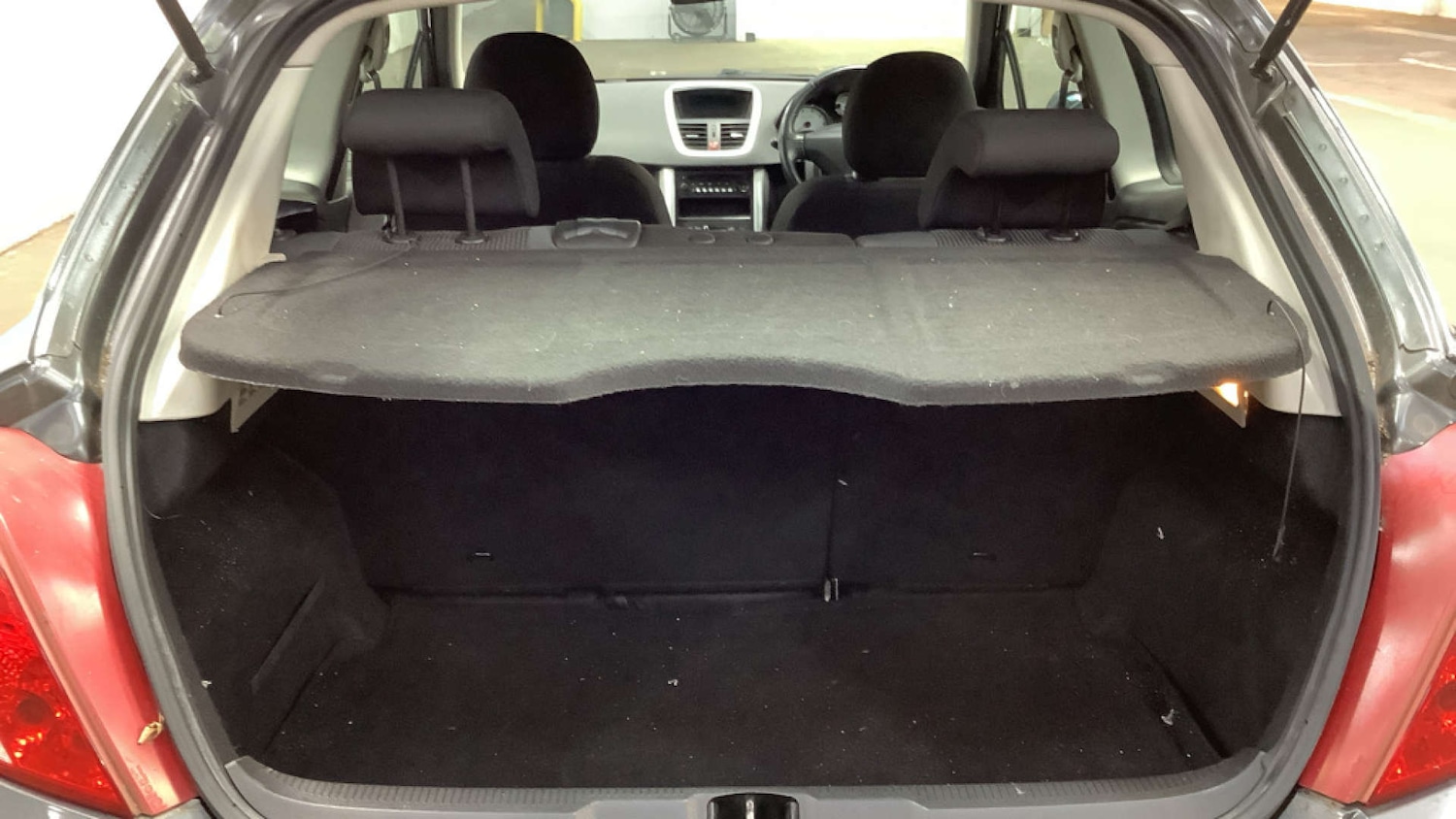 Used Peugeot 207 2011 for sale - 76713381: Photo 7