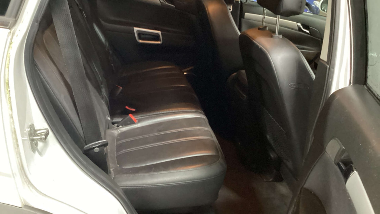 Used Vauxhall Antara 2012 for sale - 77236258: Photo 11