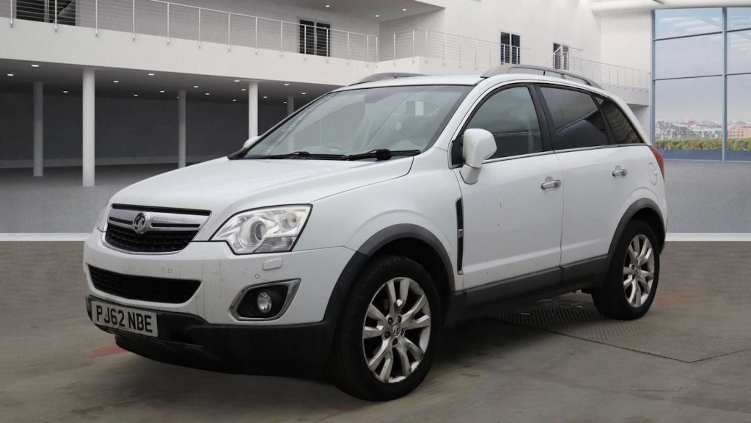 Used Vauxhall Antara 2012 for sale - 77236258: Photo 2