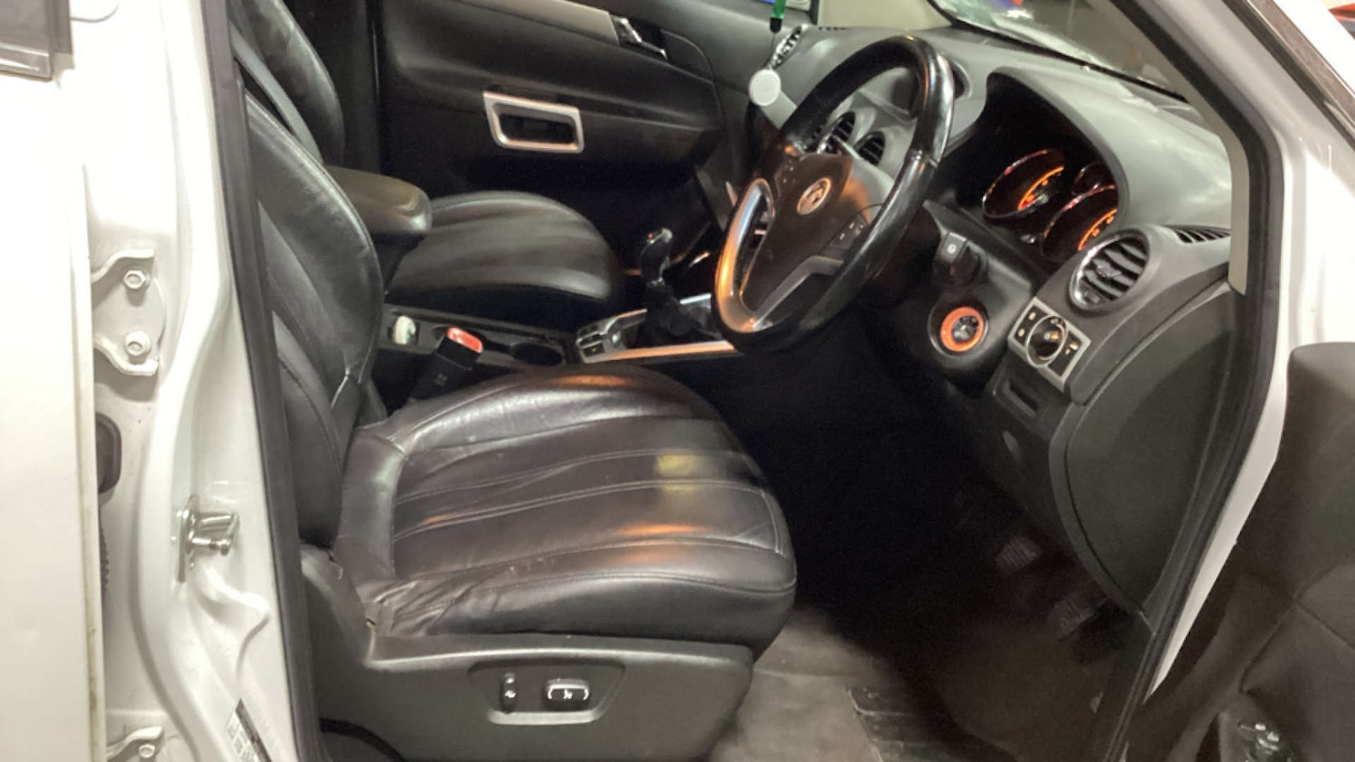 Used Vauxhall Antara 2012 for sale - 77236258: Photo 8