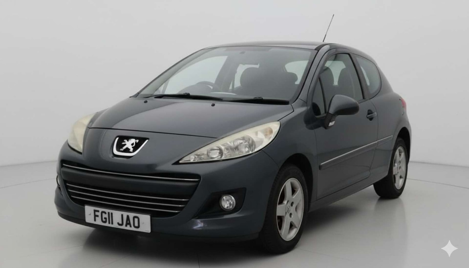 Used Peugeot 207 2011 for sale - 76418577: Photo 2