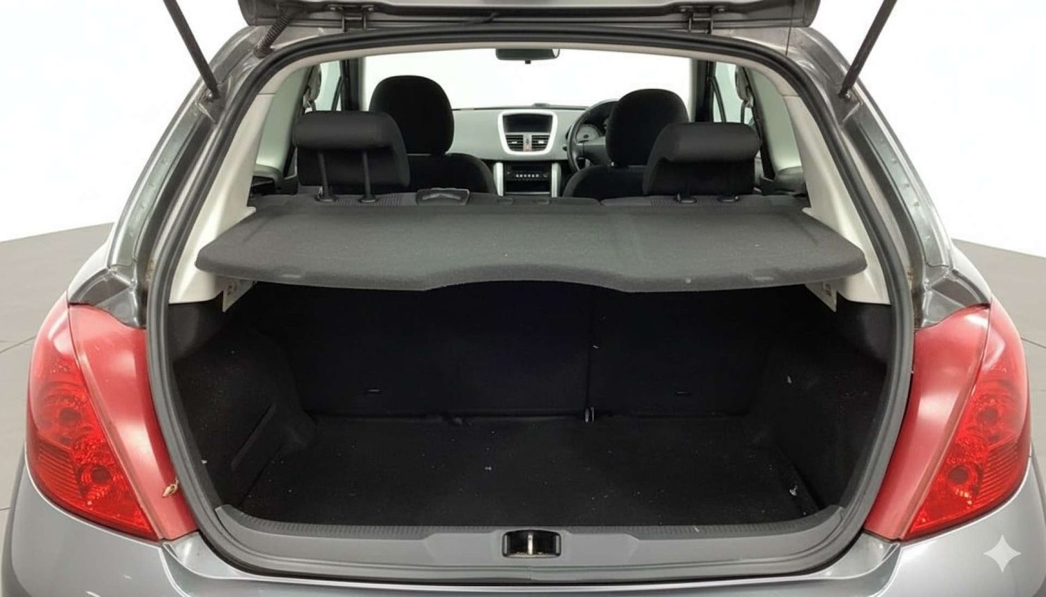 Used Peugeot 207 2011 for sale - 76418577: Photo 7