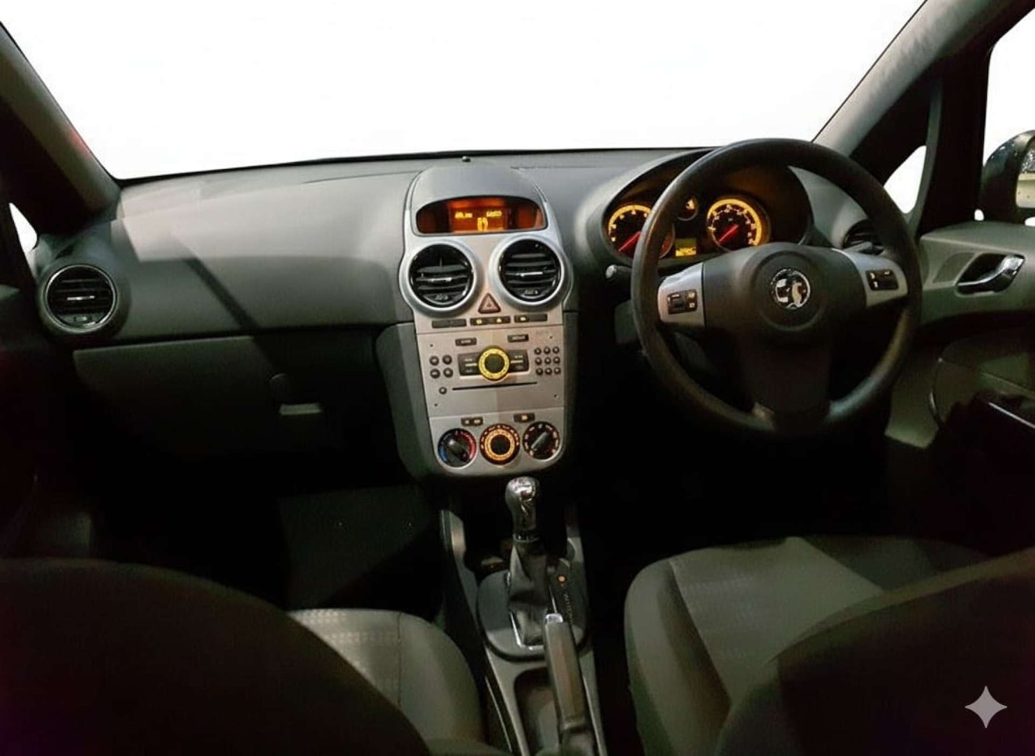 Used Vauxhall Corsa 2013 for sale - 77581085: Photo 6