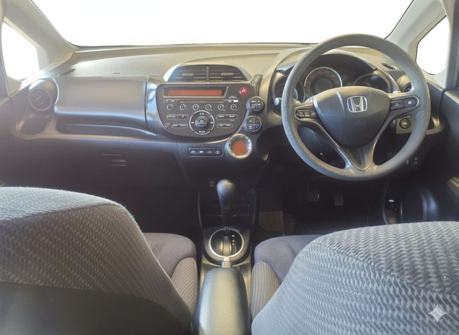 Used Honda Jazz 2013 for sale - 77830687: Photo 16
