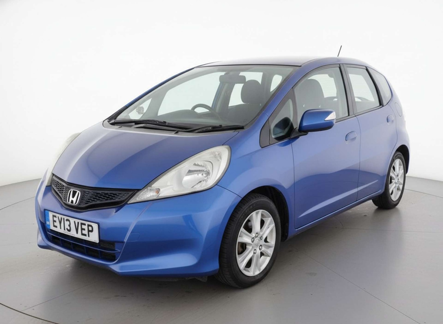 Used Honda Jazz 2013 for sale - 77830687: Photo 3