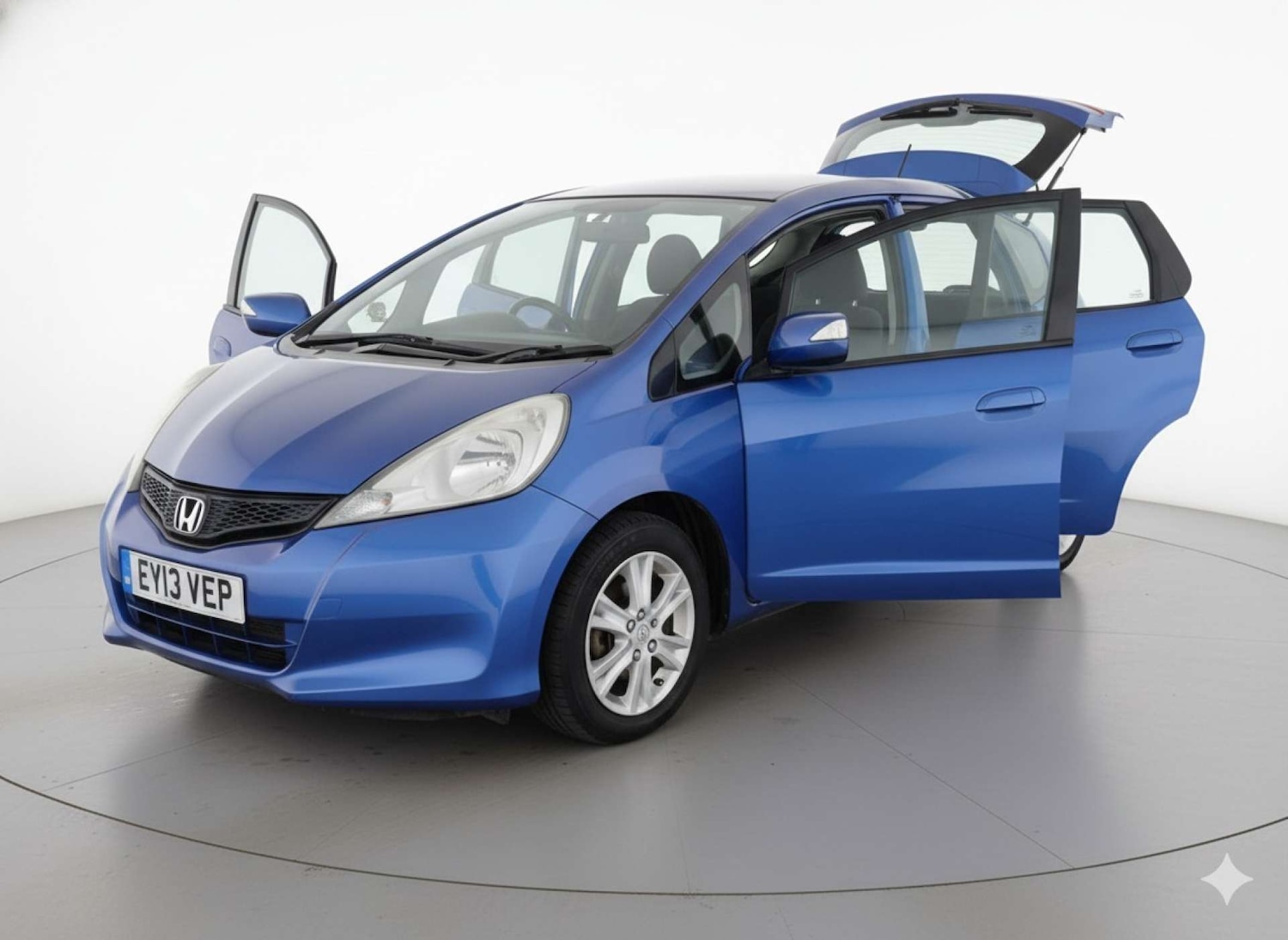 Used Honda Jazz 2013 for sale - 77830687: Photo 4