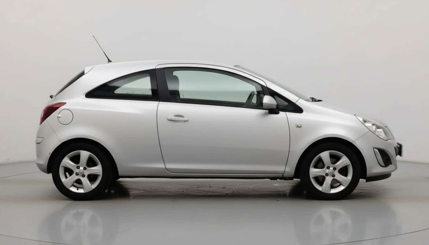 Used Vauxhall Corsa 2011 for sale - 76495886: Photo 4