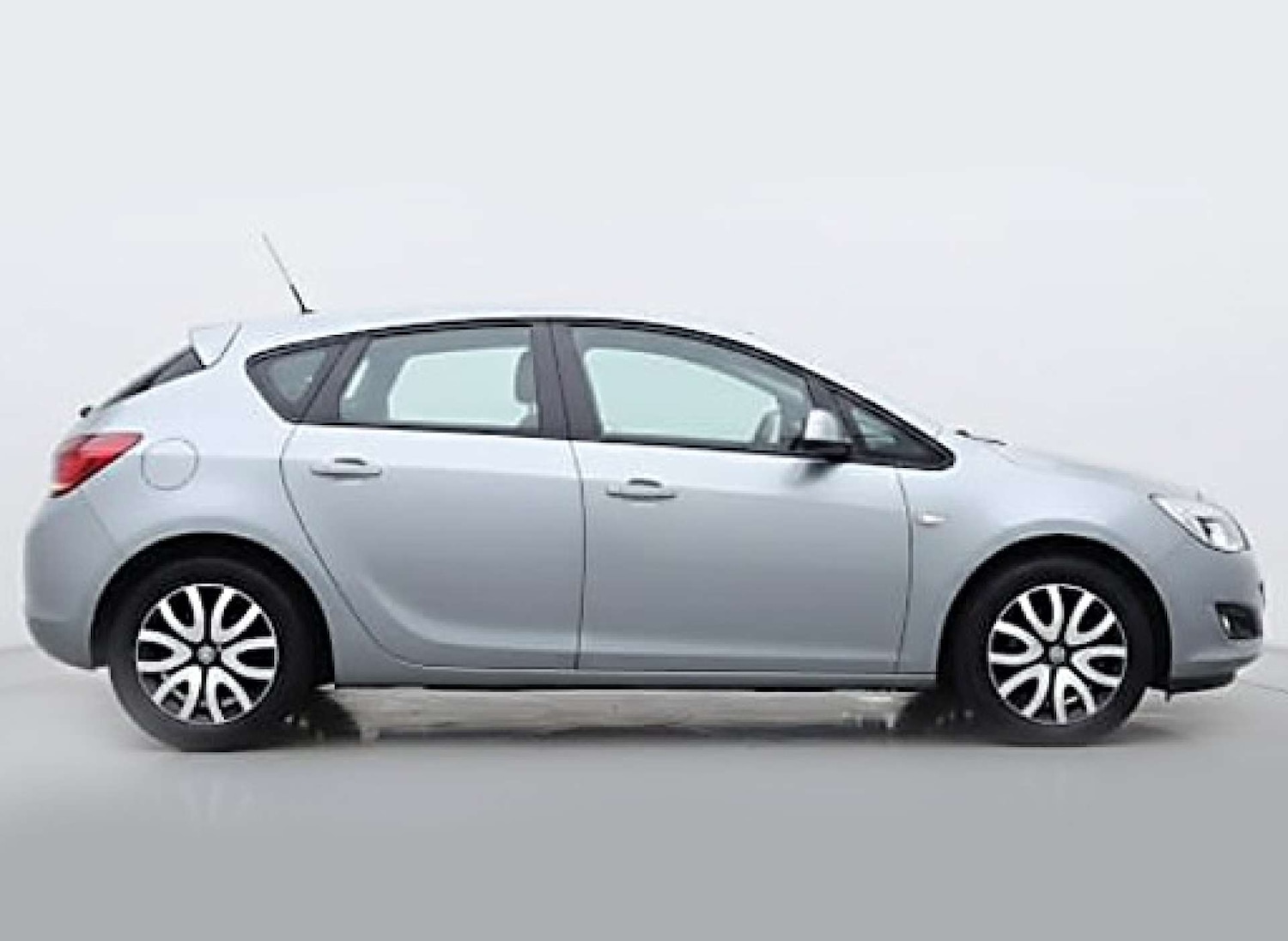 Used Vauxhall Astra 2012 for sale - 76980060: Photo 13
