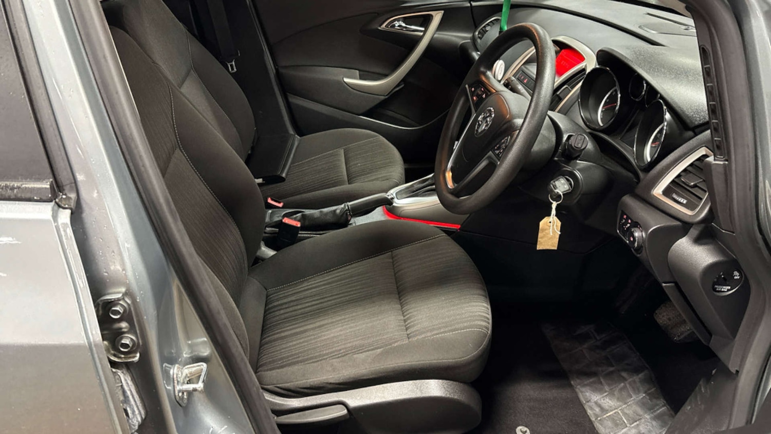 Used Vauxhall Astra 2012 for sale - 76980060: Photo 8