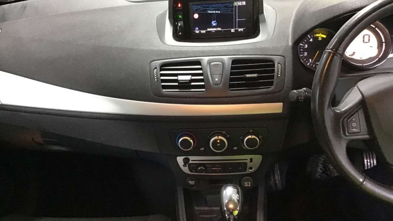 Used Renault Megane 2013 for sale - 77022676: Photo 20