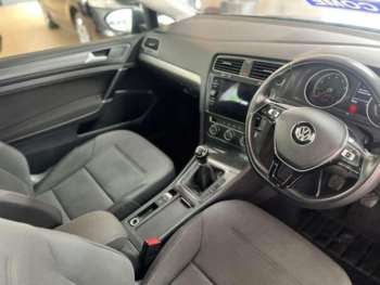 Used Volkswagen Golf 2018 for sale - 73841022: Photo