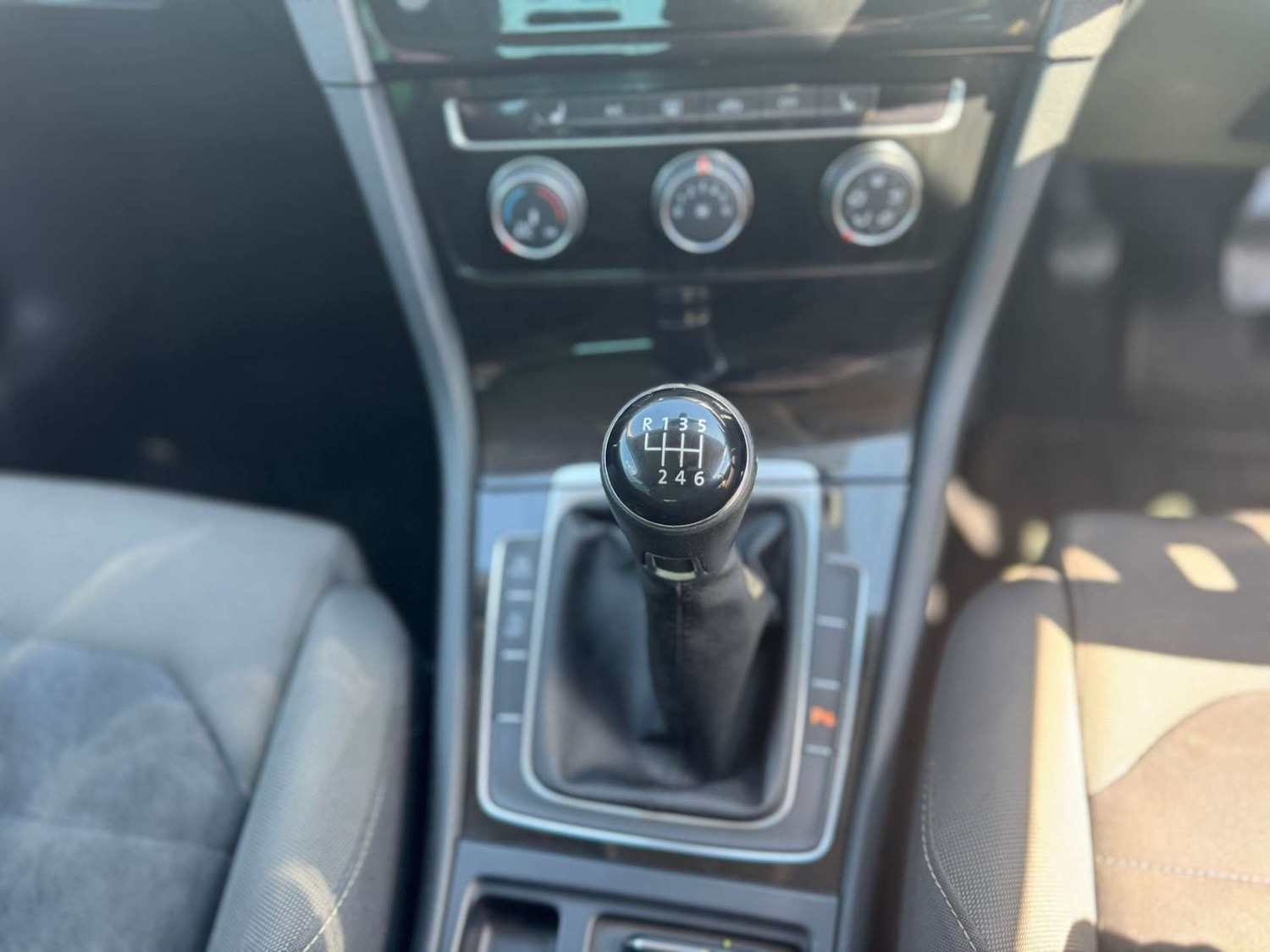 Used Volkswagen Golf 2013 for sale - 76407734: Photo 27