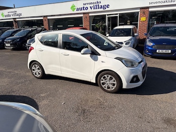 Used Hyundai i10 2014 for sale - 79444526: Photo