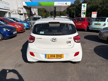 Used Hyundai i10 2014 for sale - 79444526: Photo