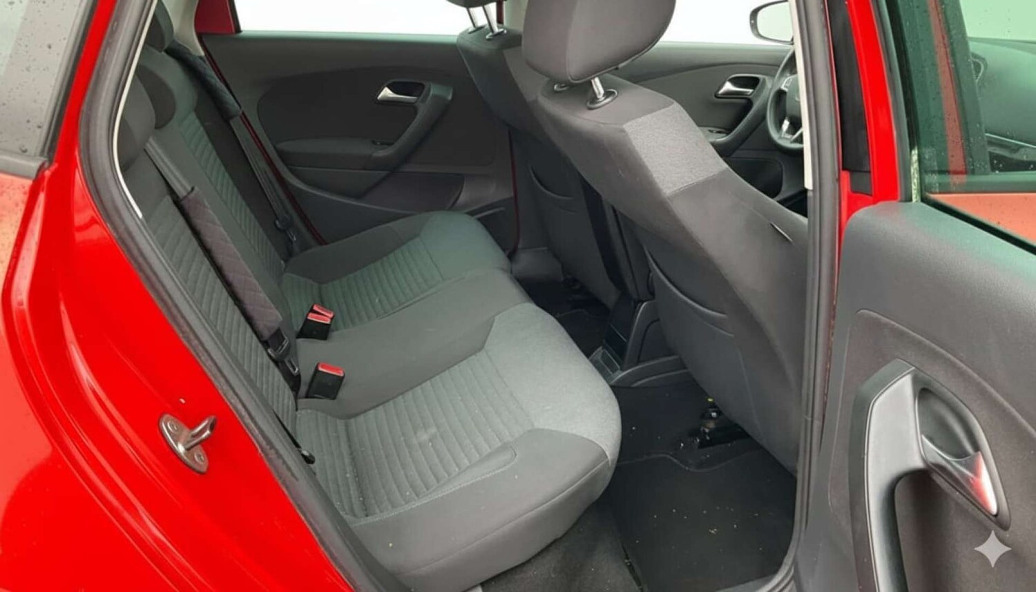 Used Volkswagen Polo 2010 for sale - 77368174: Photo 12