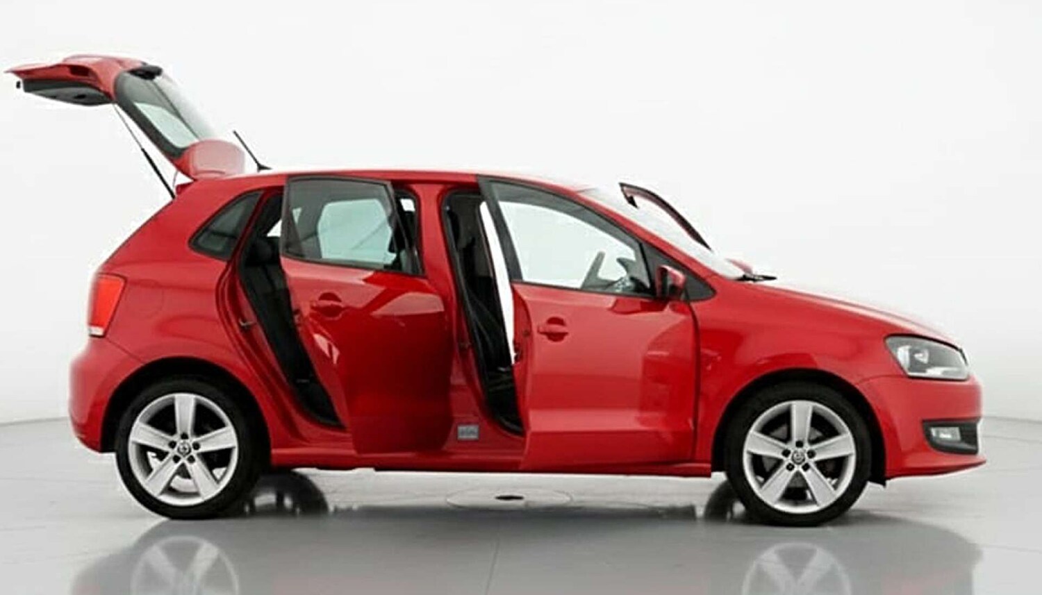 Used Volkswagen Polo 2010 for sale - 77368174: Photo 19