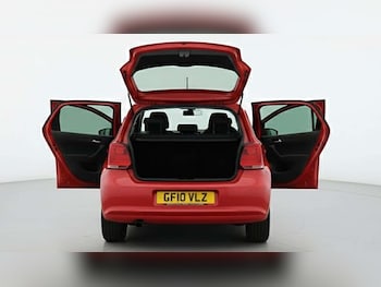 Used Volkswagen Polo 2010 for sale - 77368174: Photo