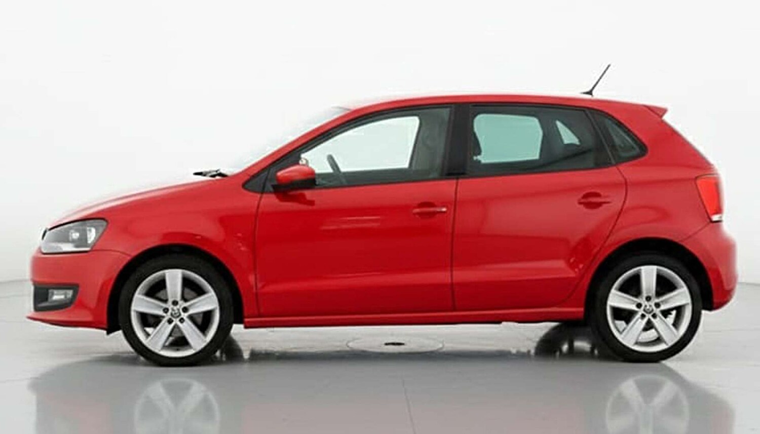 Used Volkswagen Polo 2010 for sale - 77368174: Photo 8