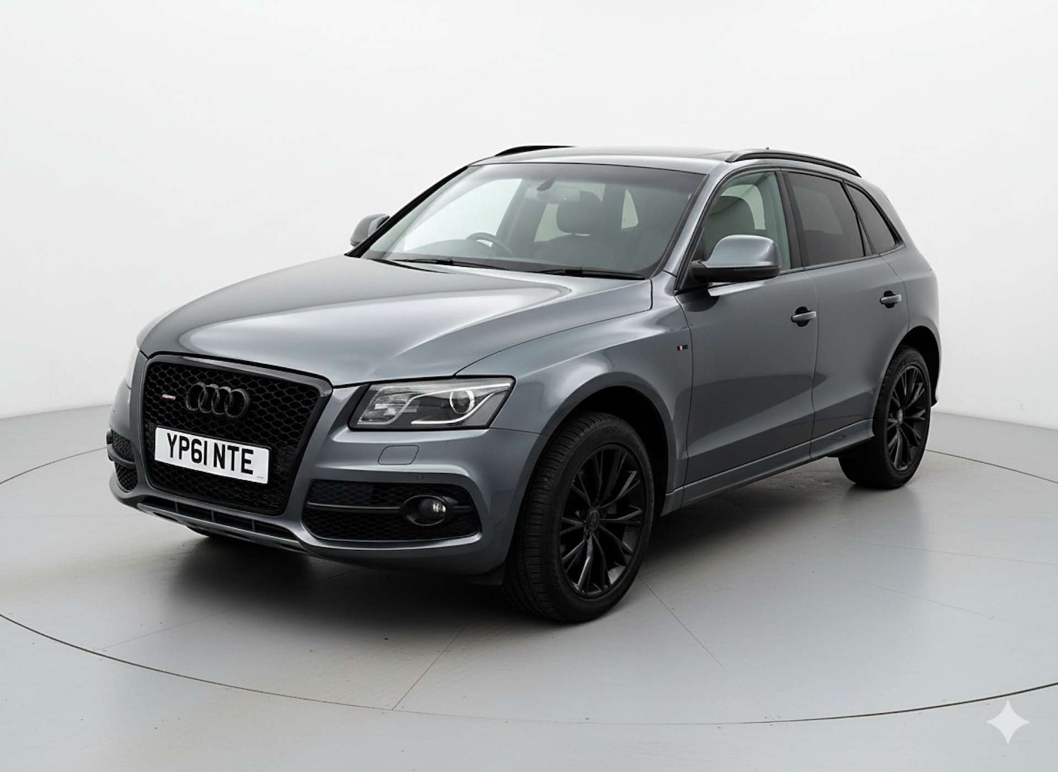 Used Audi Q5 2012 for sale - 76400351: Photo 2