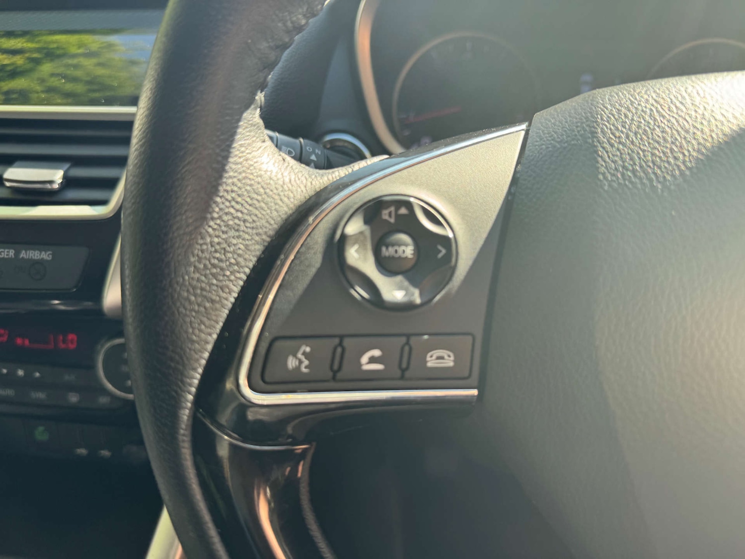 Used Mitsubishi Eclipse Cross 2019 for sale - 76363734: Photo 32