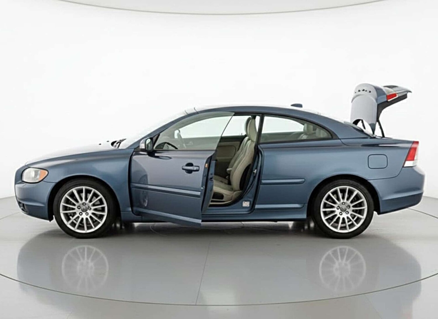 Used Volvo C70 2007 for sale - 77484933: Photo 10