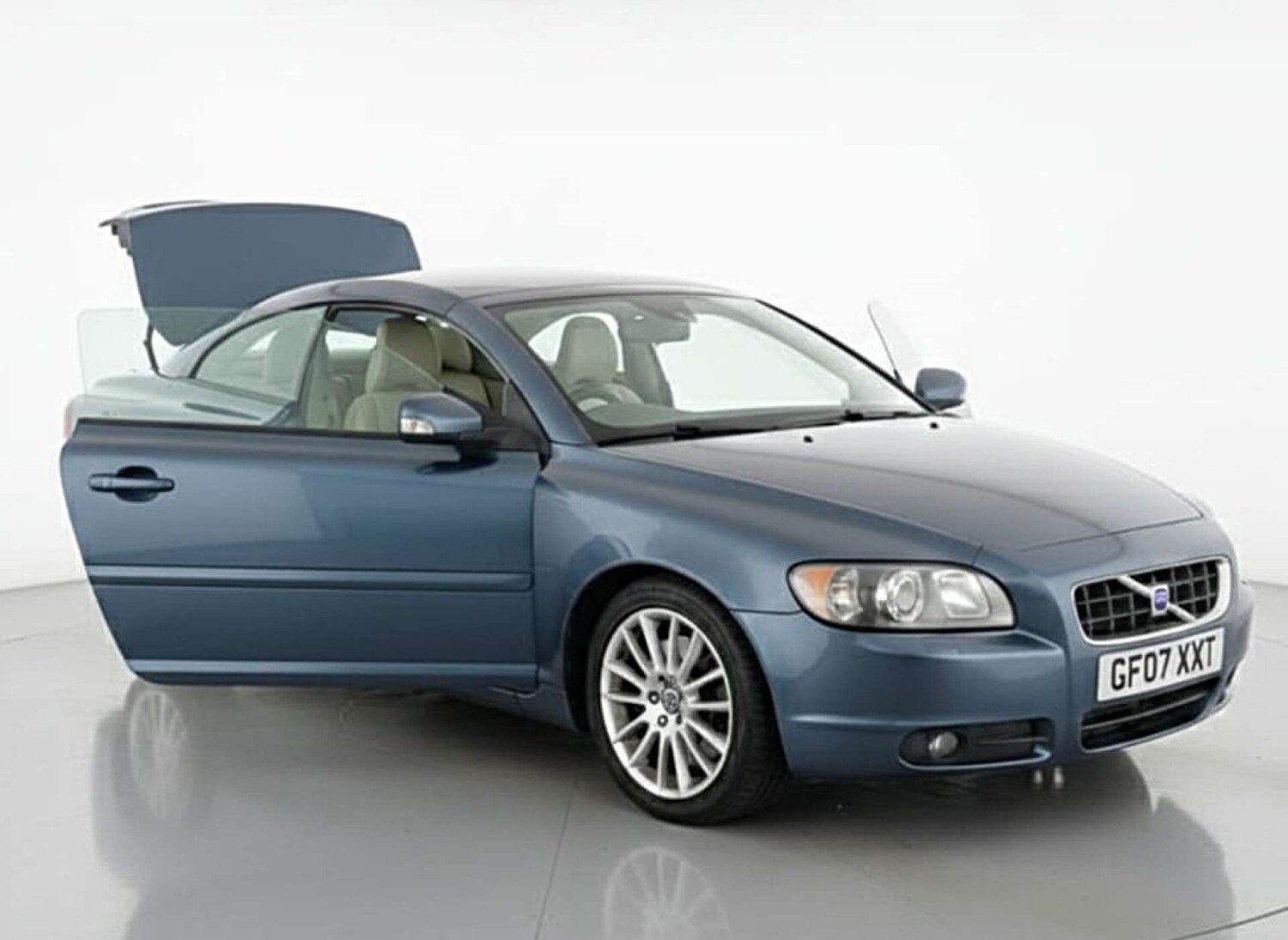 Used Volvo C70 2007 for sale - 77484933: Photo 7