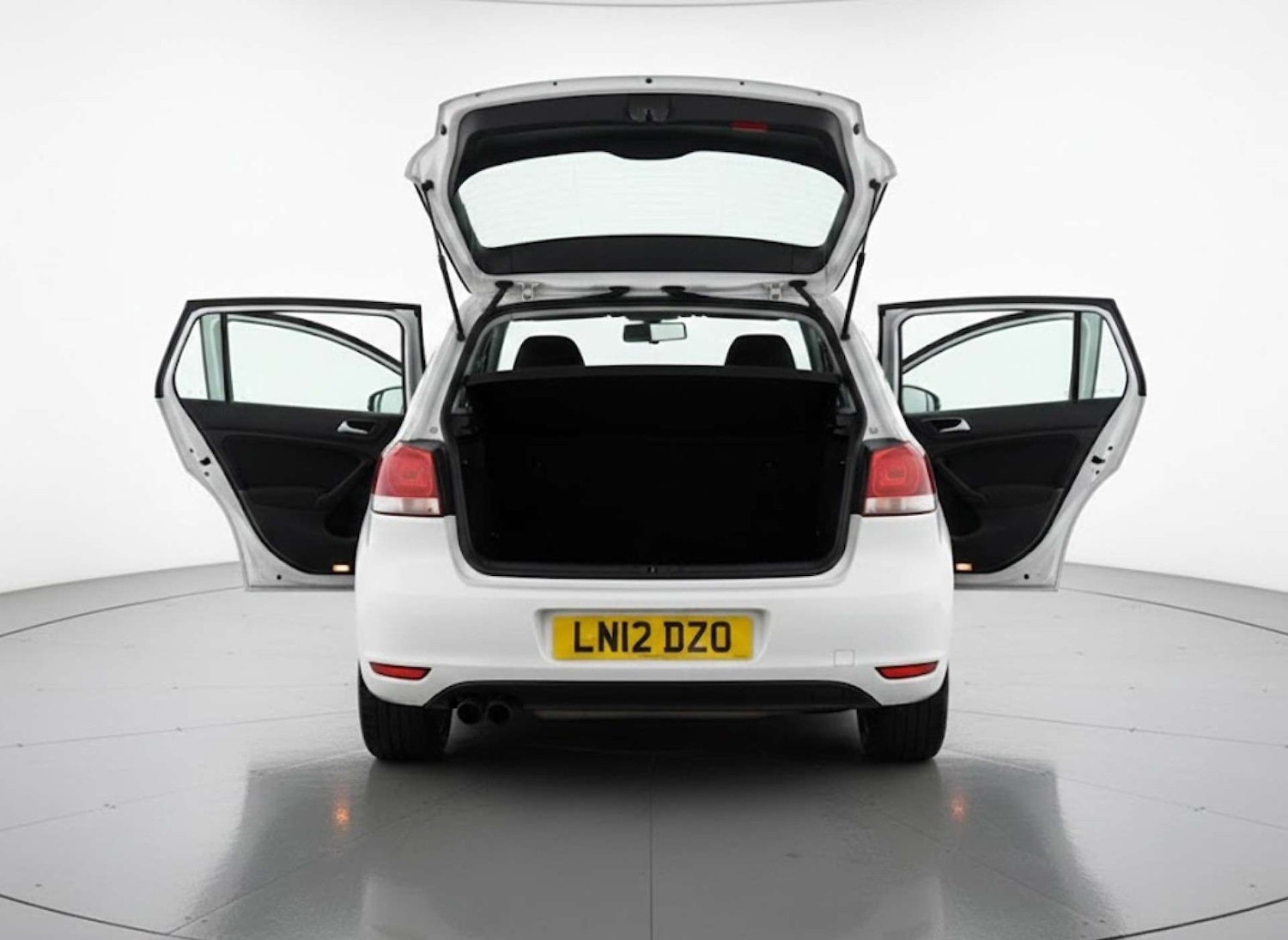 Used Volkswagen Golf 2012 for sale - 77187862: Photo 4