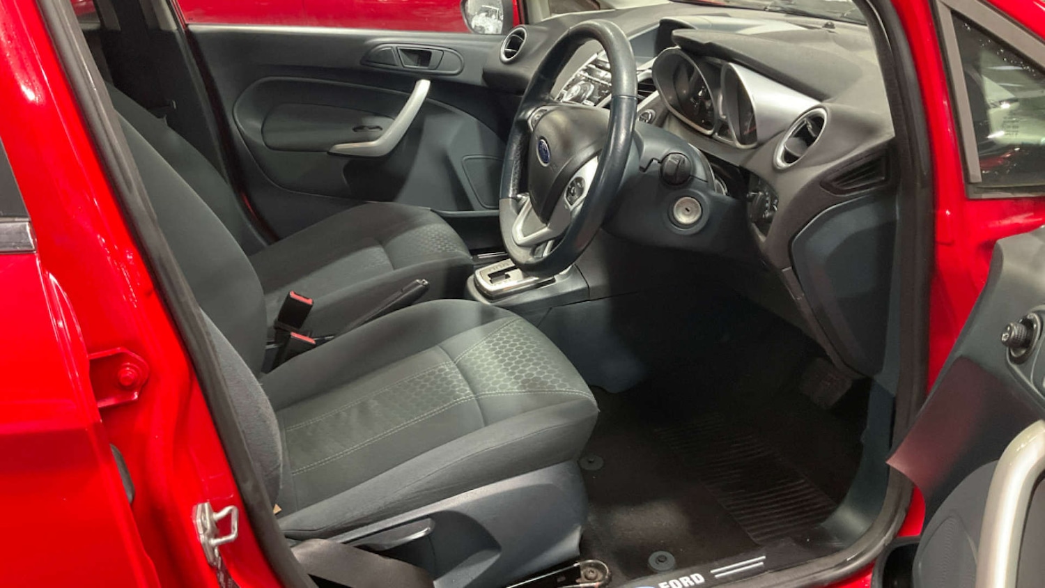 Used Ford Fiesta 2011 for sale - 77262805: Photo 8