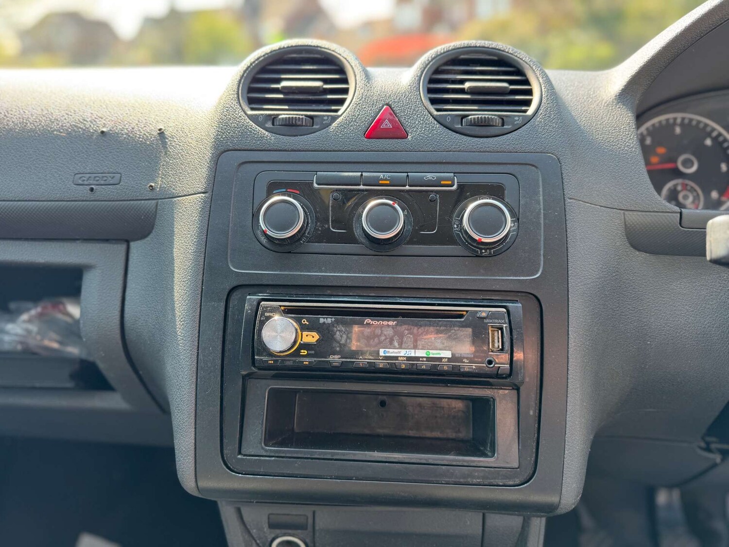 Used Volkswagen Caddy 2015 for sale - 76602059: Photo 36