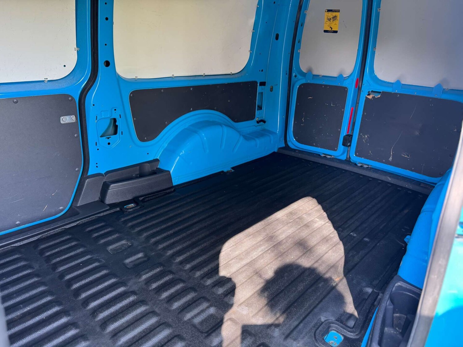 Used Volkswagen Caddy 2015 for sale - 76602059: Photo 42