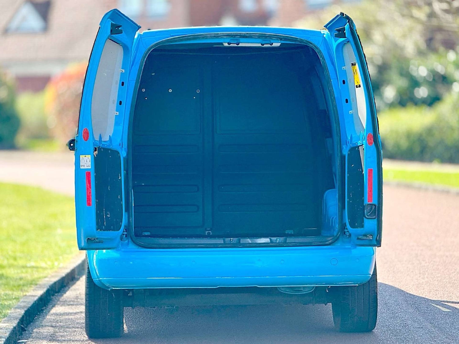 Used Volkswagen Caddy 2015 for sale - 76602059: Photo 45