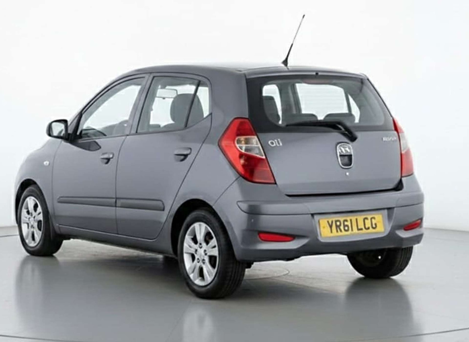 Used Hyundai i10 2011 for sale - 77314243: Photo 10