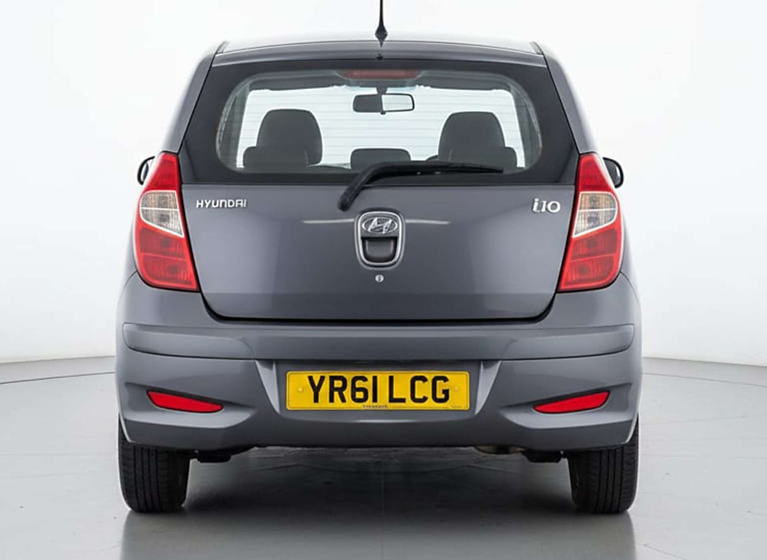 Used Hyundai i10 2011 for sale - 77314243: Photo 14