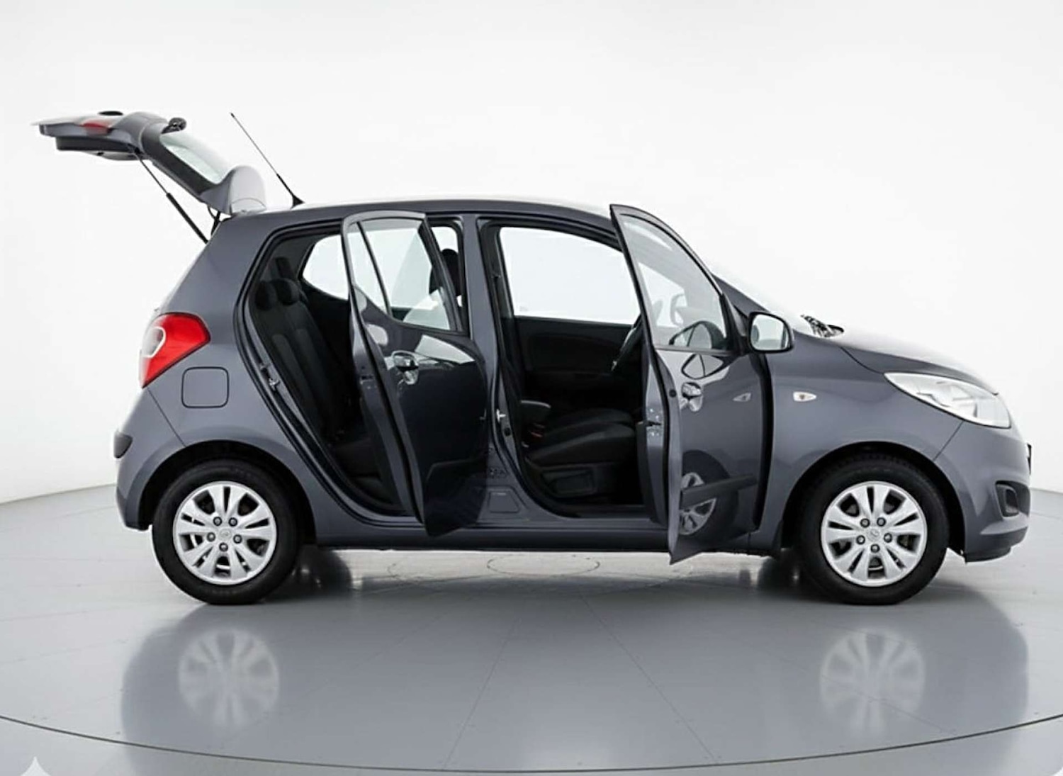 Used Hyundai i10 2011 for sale - 77314243: Photo 16