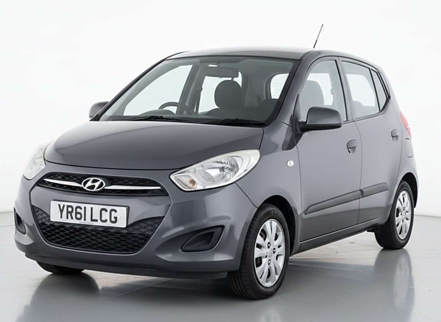 Used Hyundai i10 2011 for sale - 77314243: Photo 3