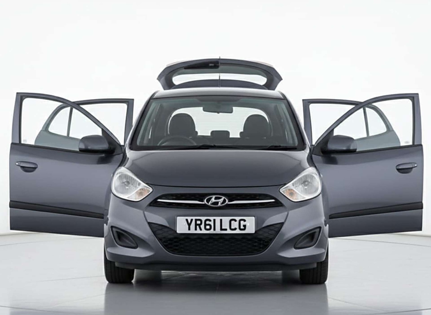 Used Hyundai i10 2011 for sale - 77314243: Photo 9