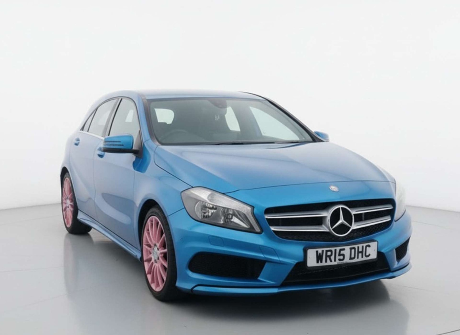 Used Mercedes-Benz A-Class 2015 for sale - 76525855: Photo 1