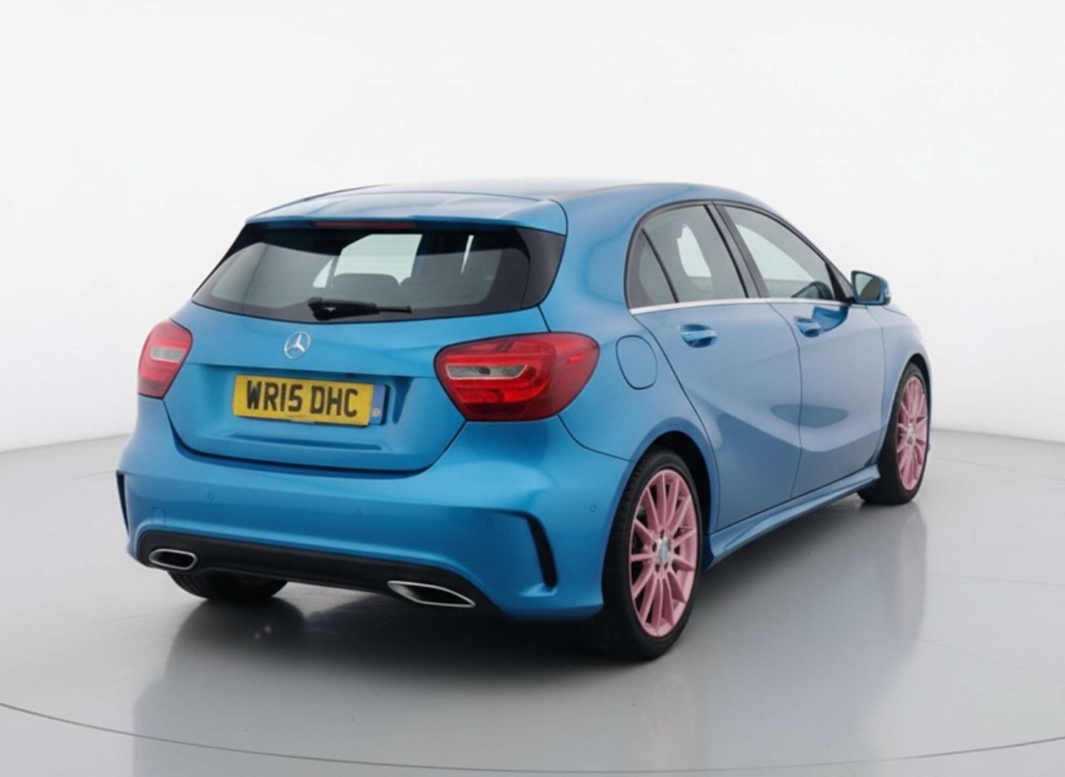 Used Mercedes-Benz A-Class 2015 for sale - 76525855: Photo 5