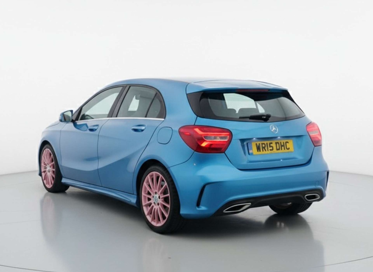 Used Mercedes-Benz A-Class 2015 for sale - 76525855: Photo 6