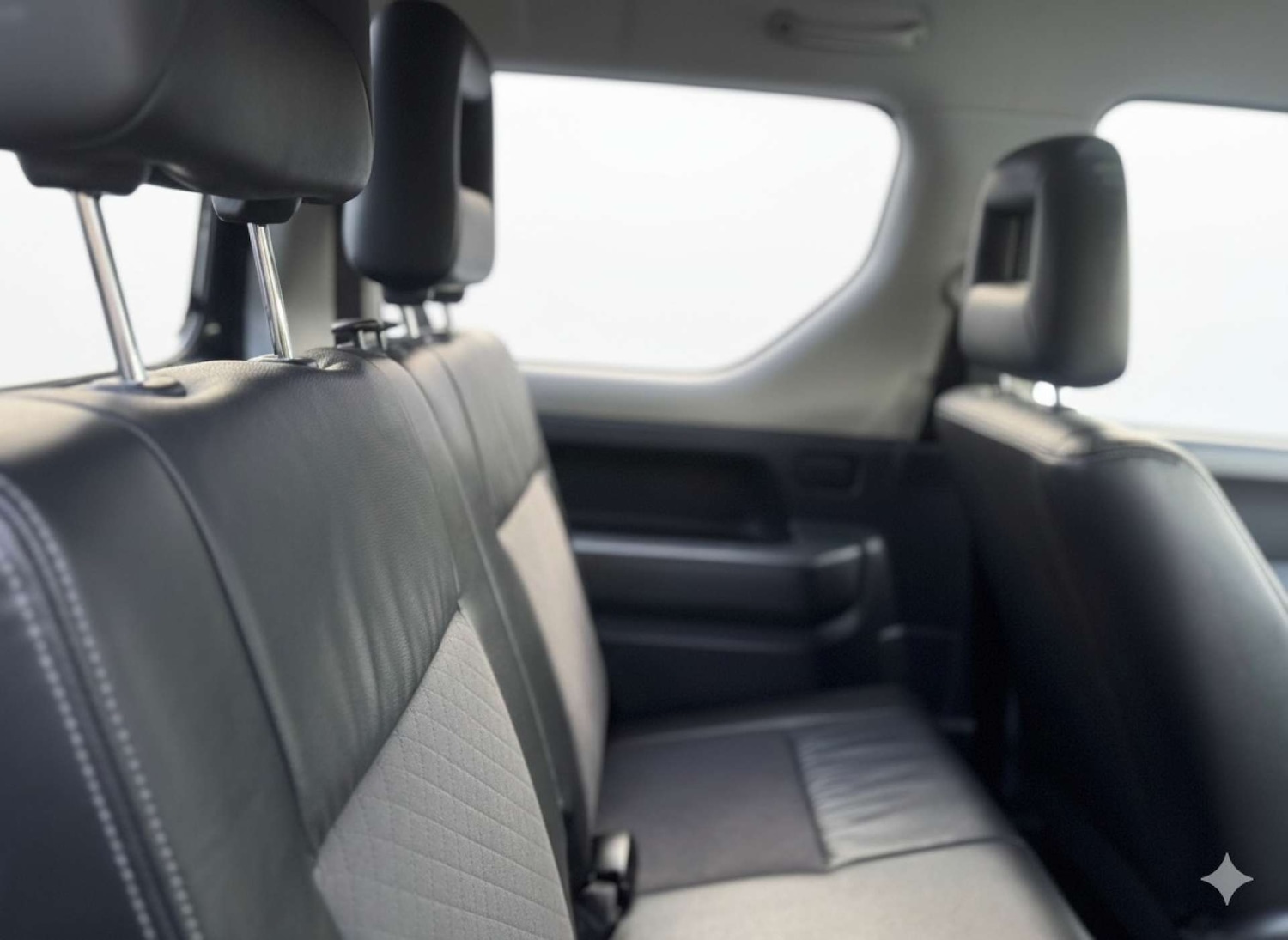 Used Suzuki Jimny 2010 for sale - 76526165: Photo 12