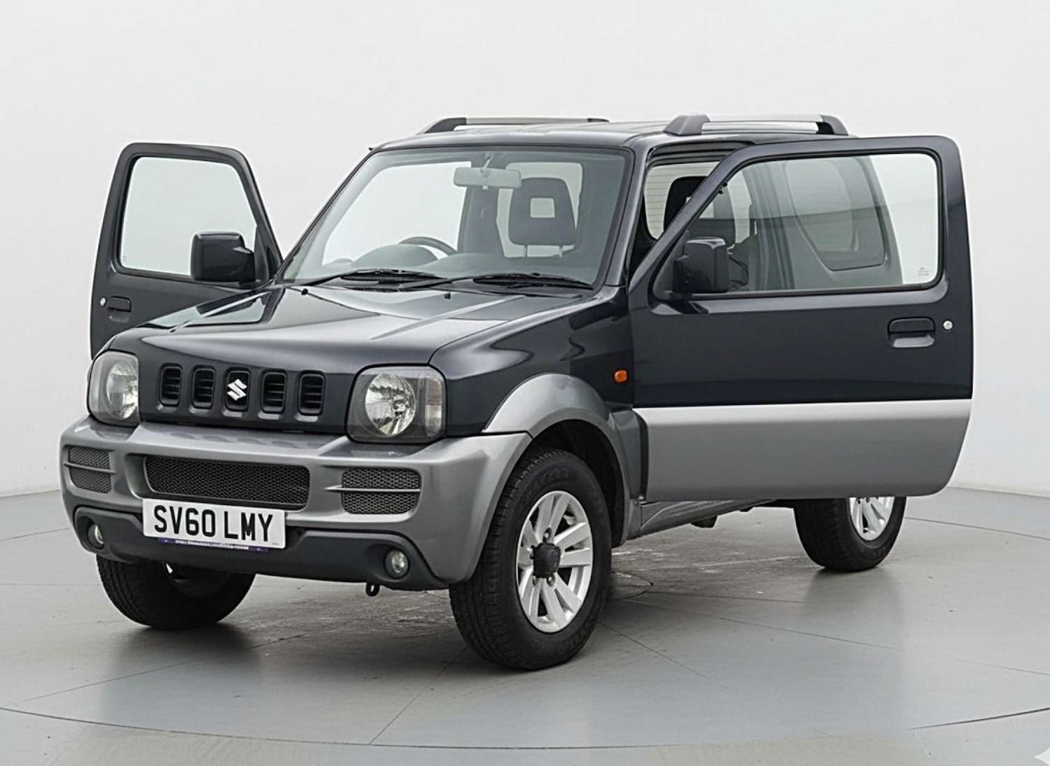 Used Suzuki Jimny 2010 for sale - 76526165: Photo 14