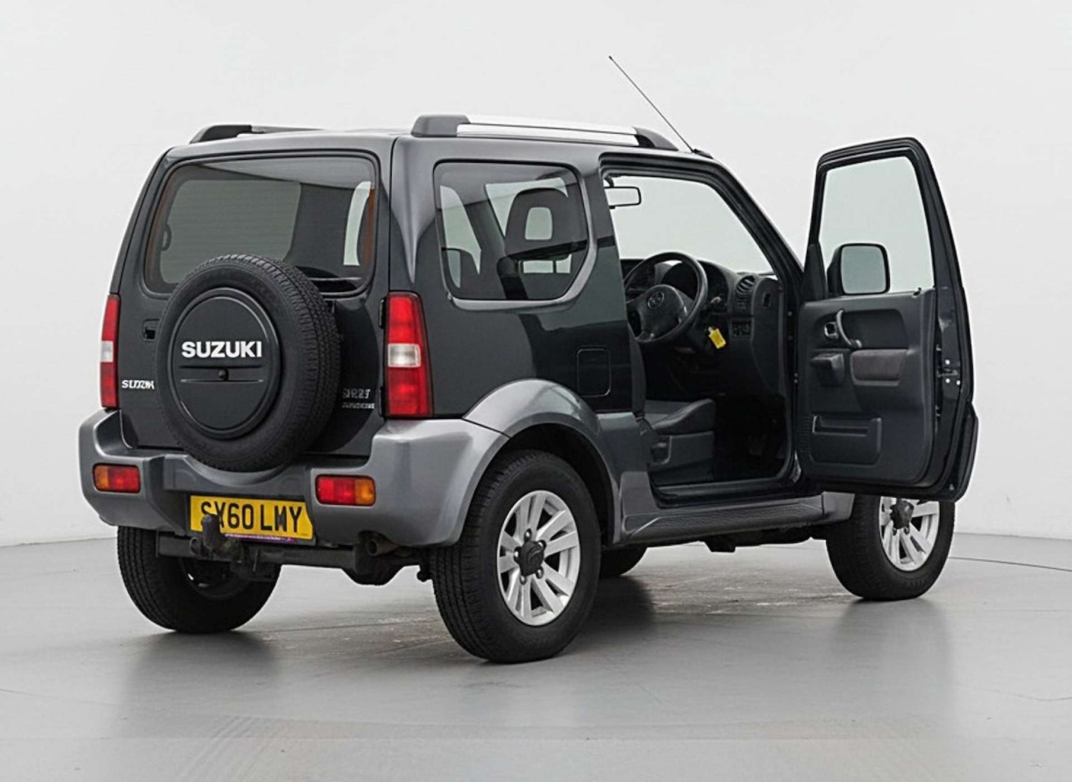 Used Suzuki Jimny 2010 for sale - 76526165: Photo 16