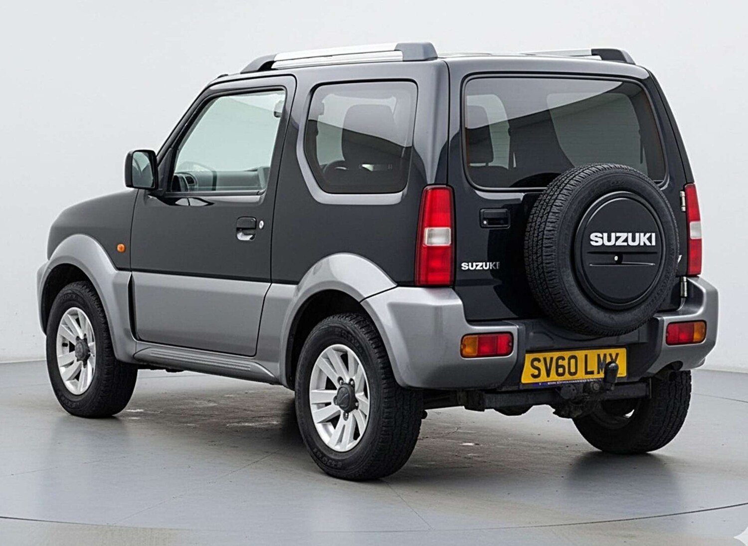 Used Suzuki Jimny 2010 for sale - 76526165: Photo 19