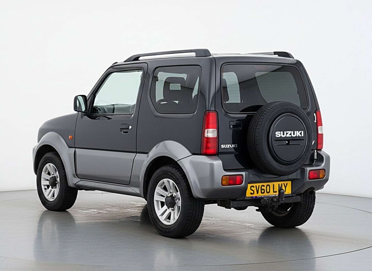 Used Suzuki Jimny 2010 for sale - 76526165: Photo 32