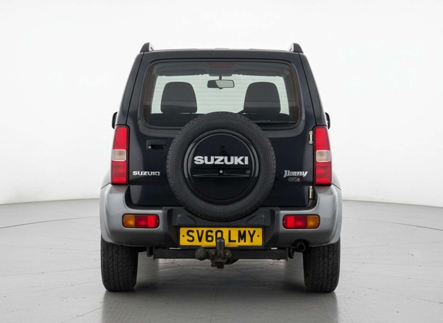 Used Suzuki Jimny 2010 for sale - 76526165: Photo 5