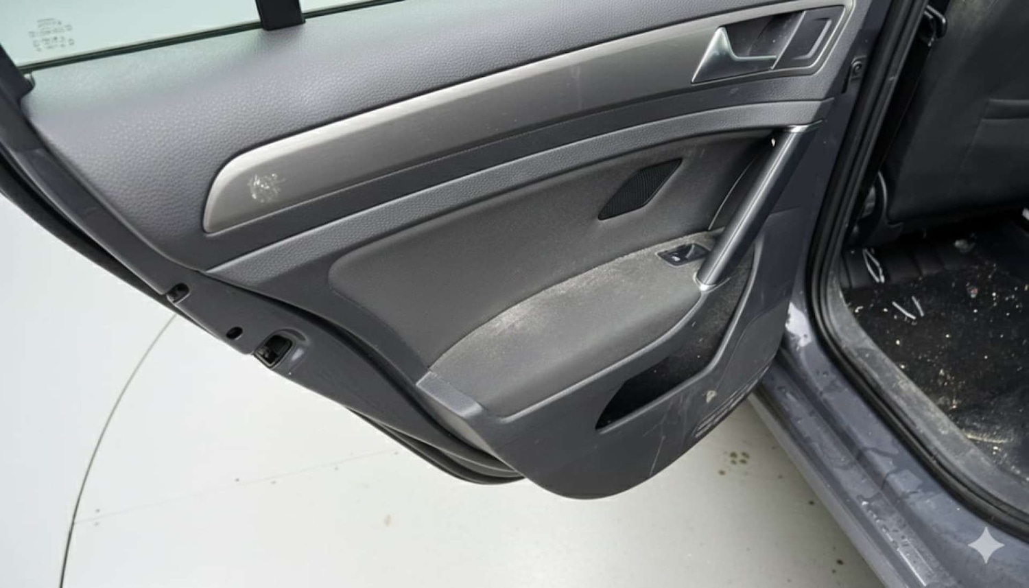 Used Volkswagen Golf 2013 for sale - 77484932: Photo 23